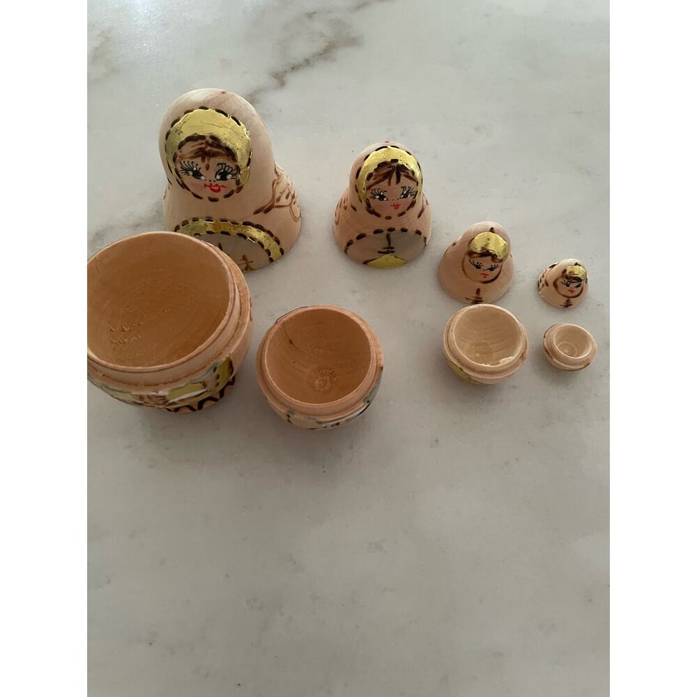 Four Vintage Russian Wood Nesting Dolls 4" brown gold. - Picture 4 of 8